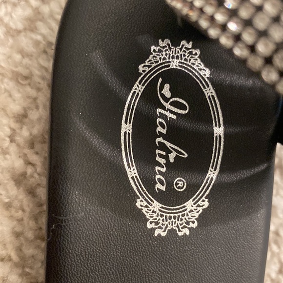 Boutique sandals with spiral around ankle - Picture 6 of 7